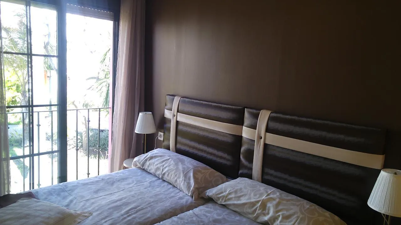 Guest house Hospederia V Centenario Estepona